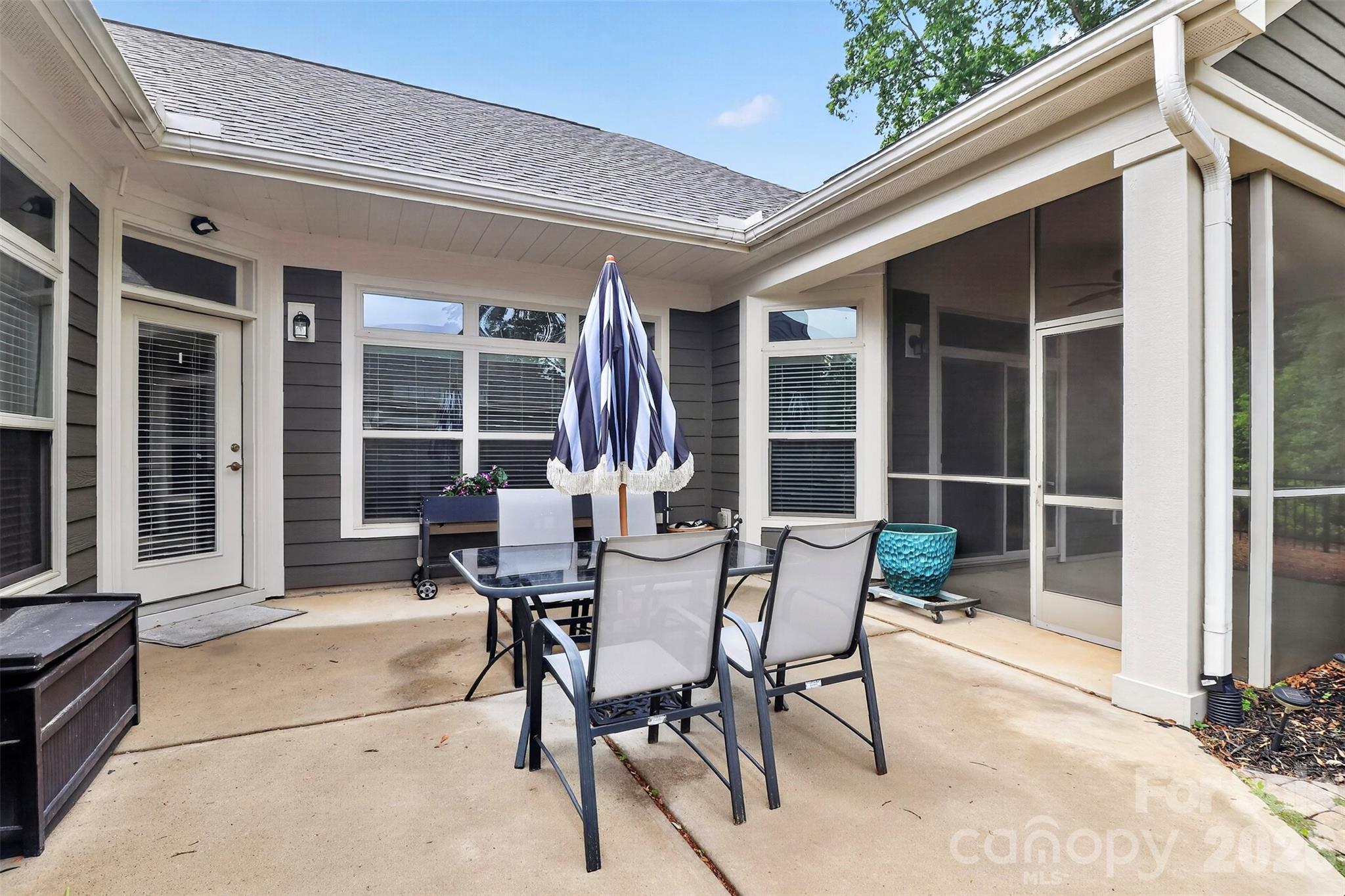 7933 Parknoll Drive Huntersville NC 28078