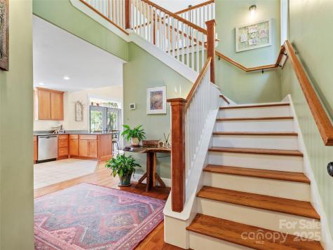 97 Gordon Lane Burnsville NC 28714