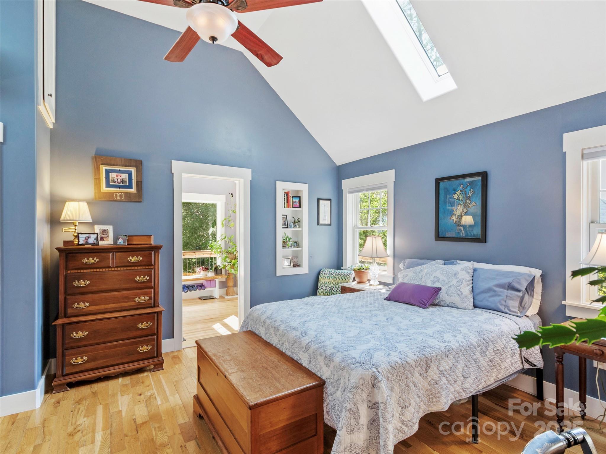 97 Gordon Lane Burnsville NC 28714