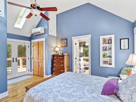 97 Gordon Lane Burnsville NC 28714