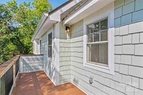 97 Gordon Lane Burnsville NC 28714