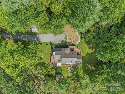 97 Gordon Lane Burnsville NC 28714