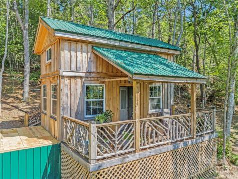 97 Gordon Lane Burnsville NC 28714