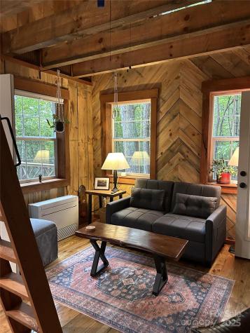 97 Gordon Lane Burnsville NC 28714