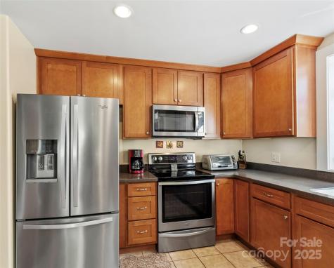 97 Gordon Lane Burnsville NC 28714