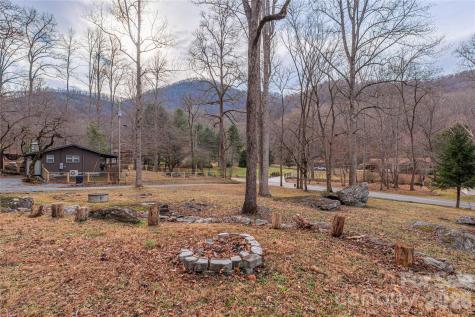 3415 Conleys Creek Road Whittier NC 28789