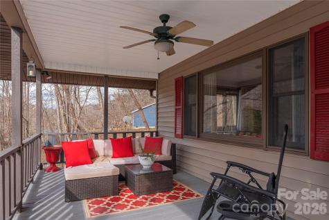 3415 Conleys Creek Road Whittier NC 28789