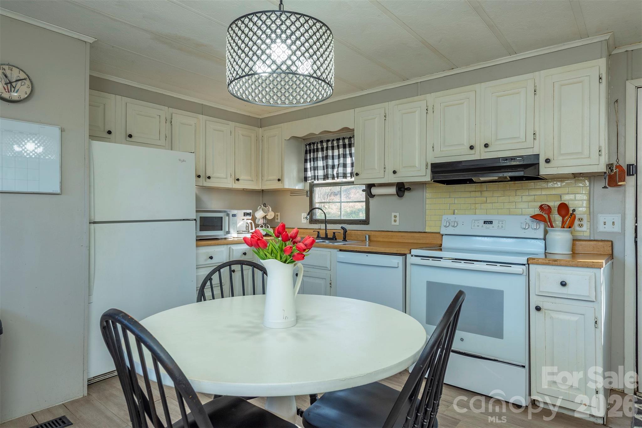 29 Moore Street Asheville NC 28804