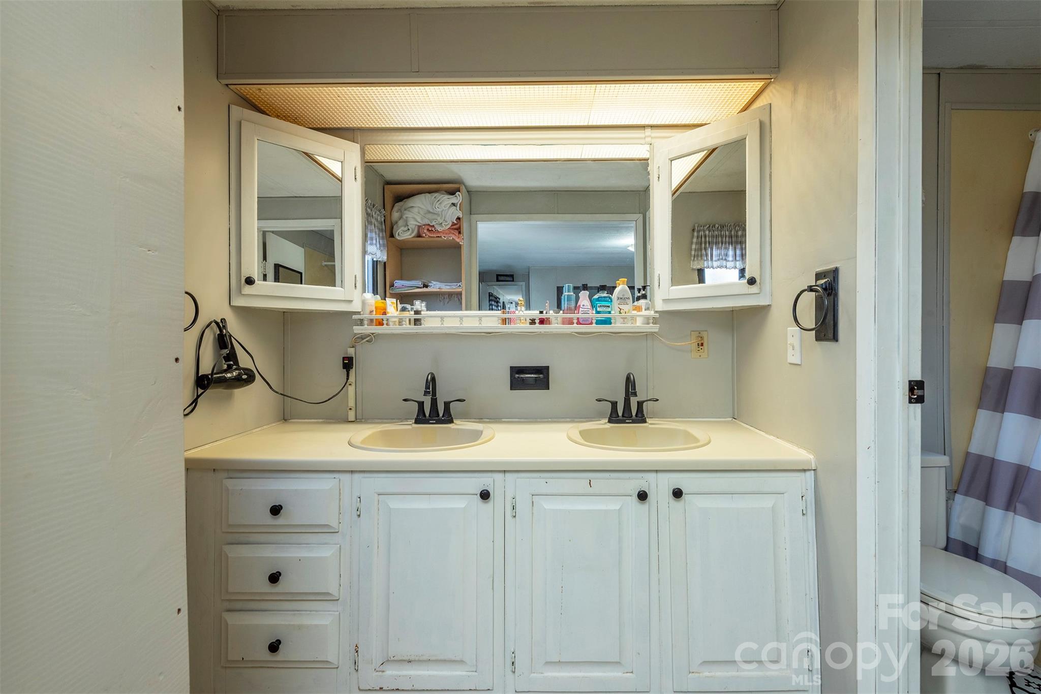 29 Moore Street Asheville NC 28804