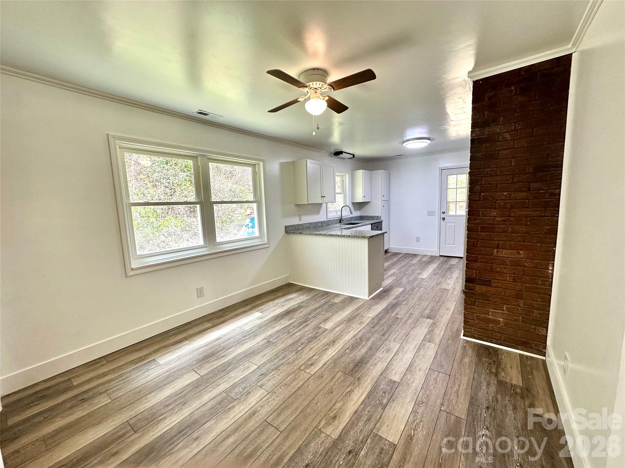 8855 Bugger Hollow Road Newland NC 28657