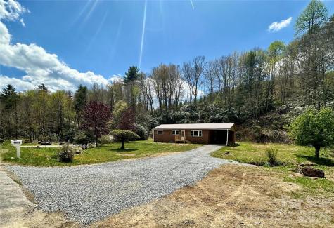 8855 Bugger Hollow Road Newland NC 28657