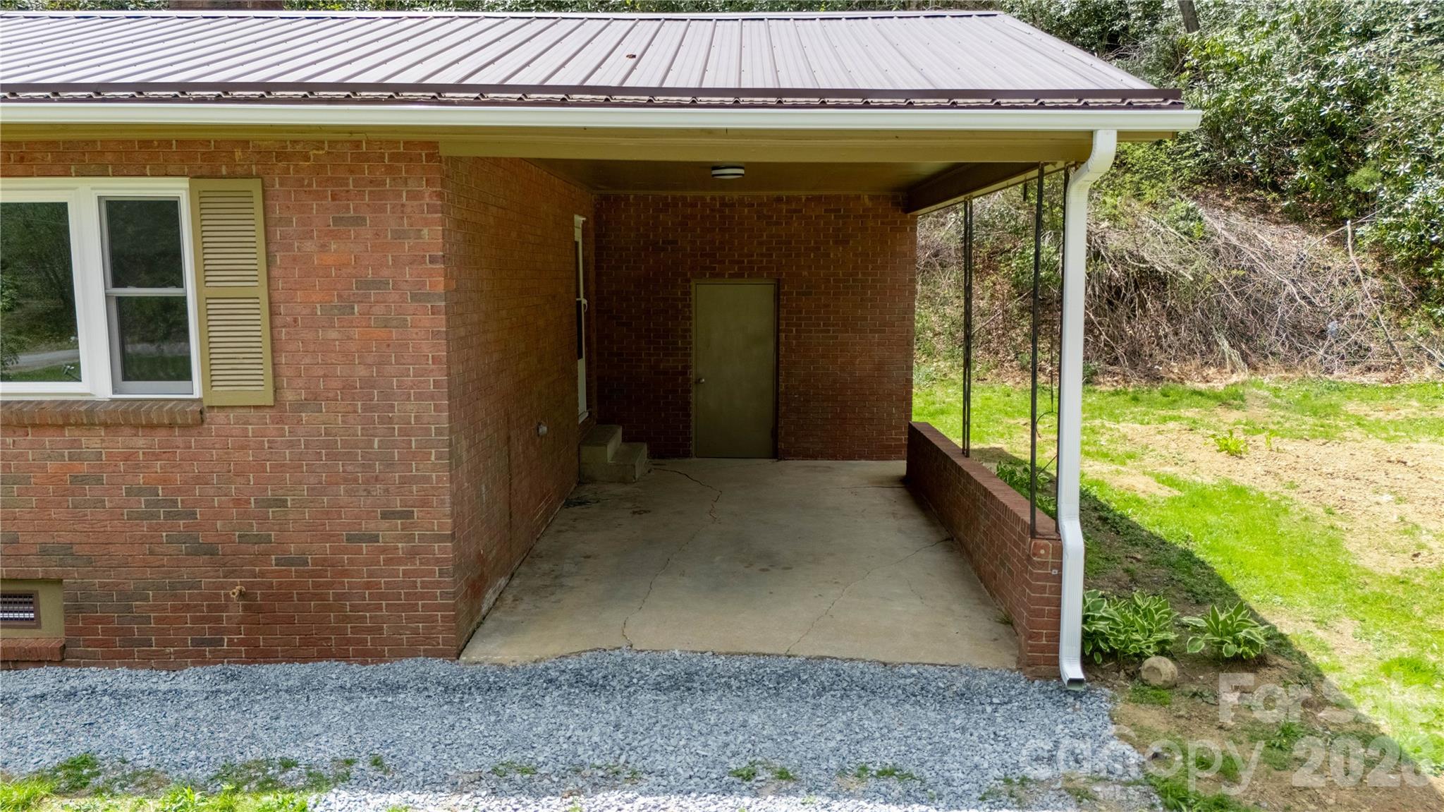 8855 Bugger Hollow Road Newland NC 28657
