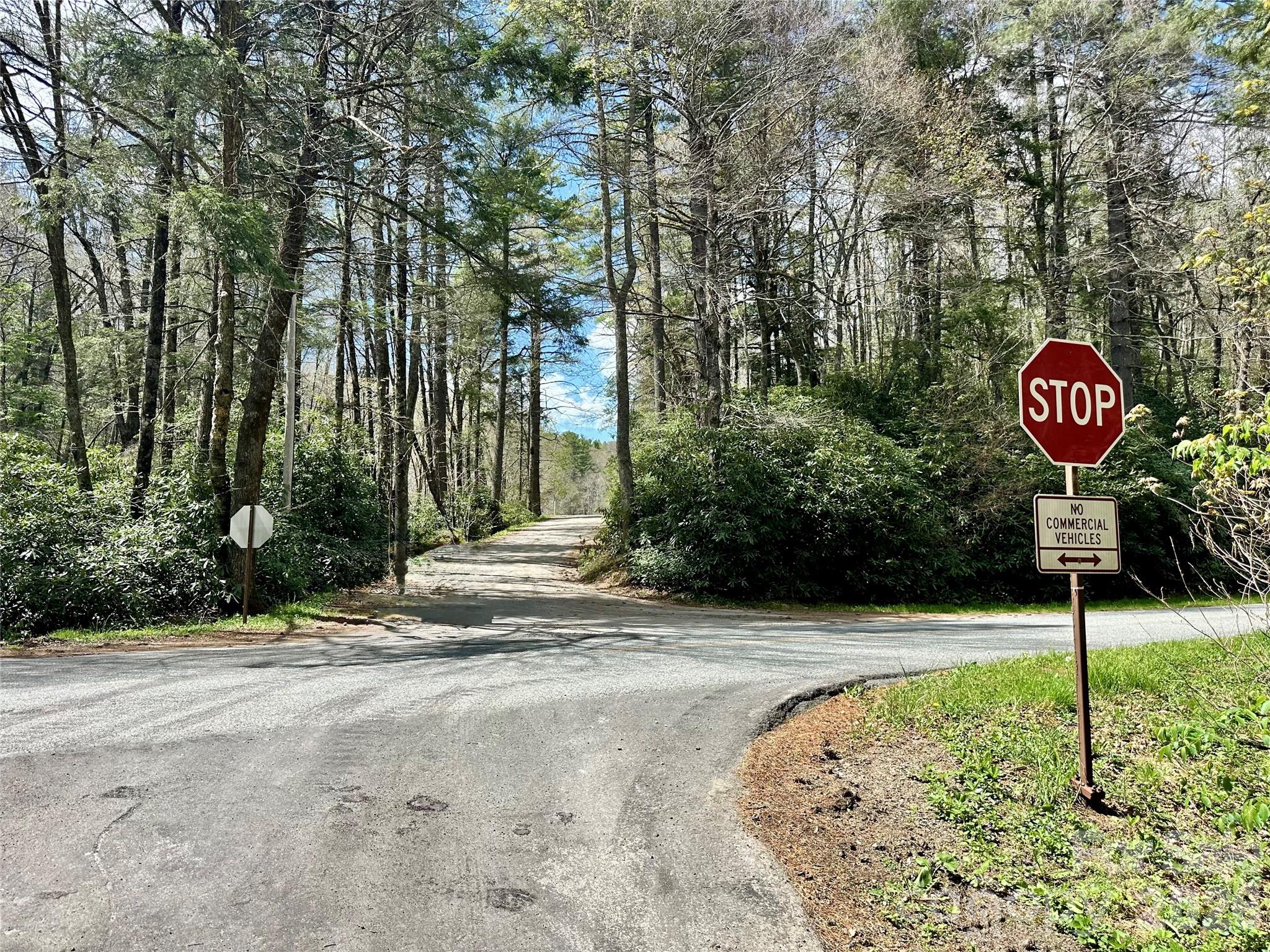 8855 Bugger Hollow Road Newland NC 28657