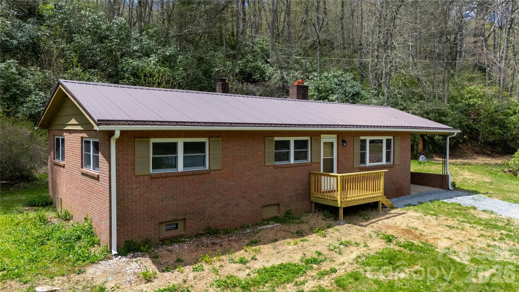 8855 Bugger Hollow Road Newland NC 28657