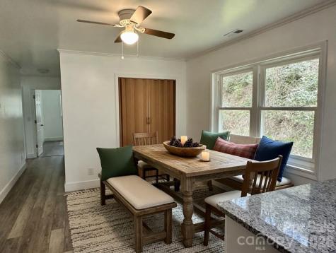 8855 Bugger Hollow Road Newland NC 28657