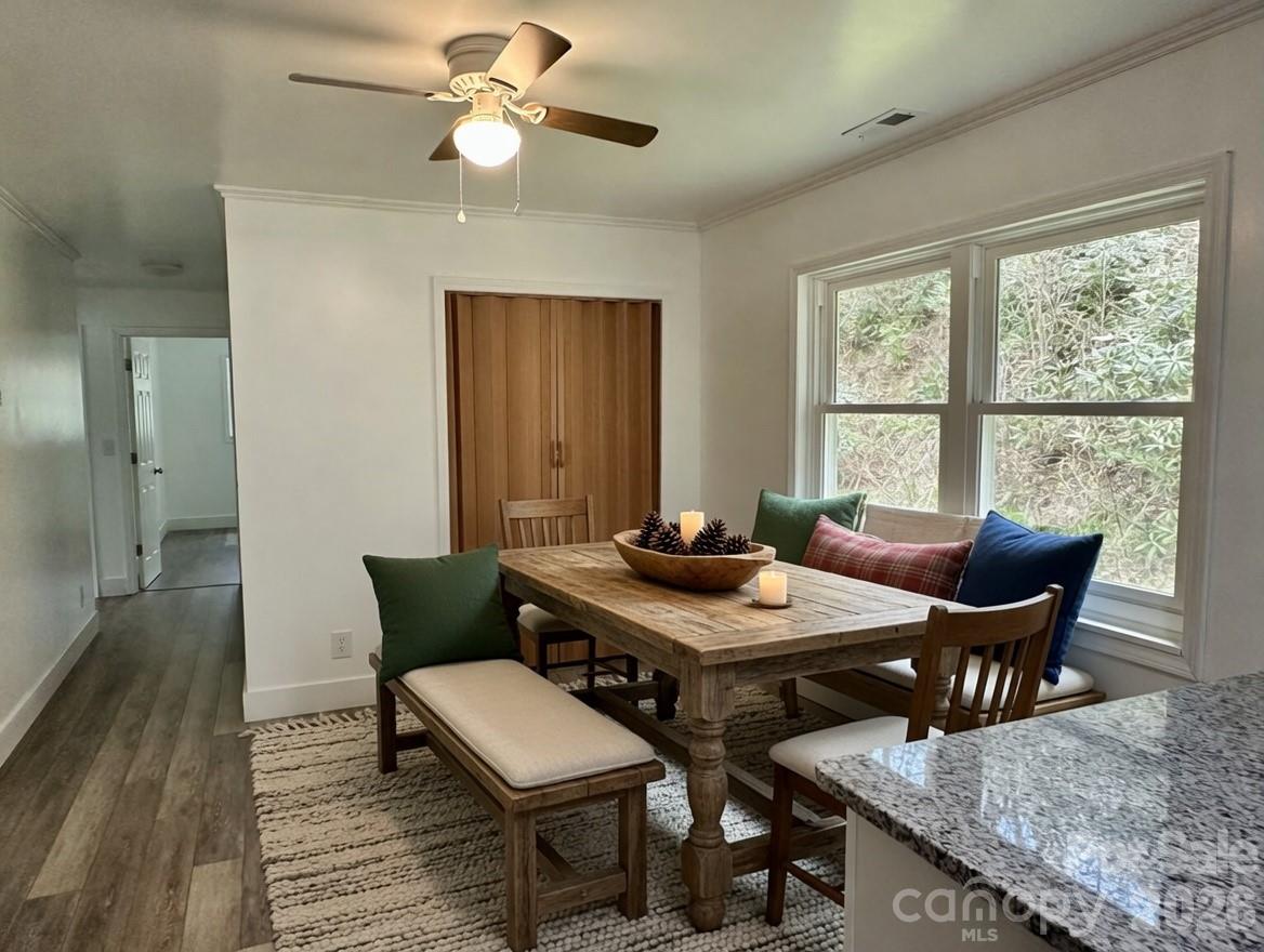 8855 Bugger Hollow Road Newland NC 28657