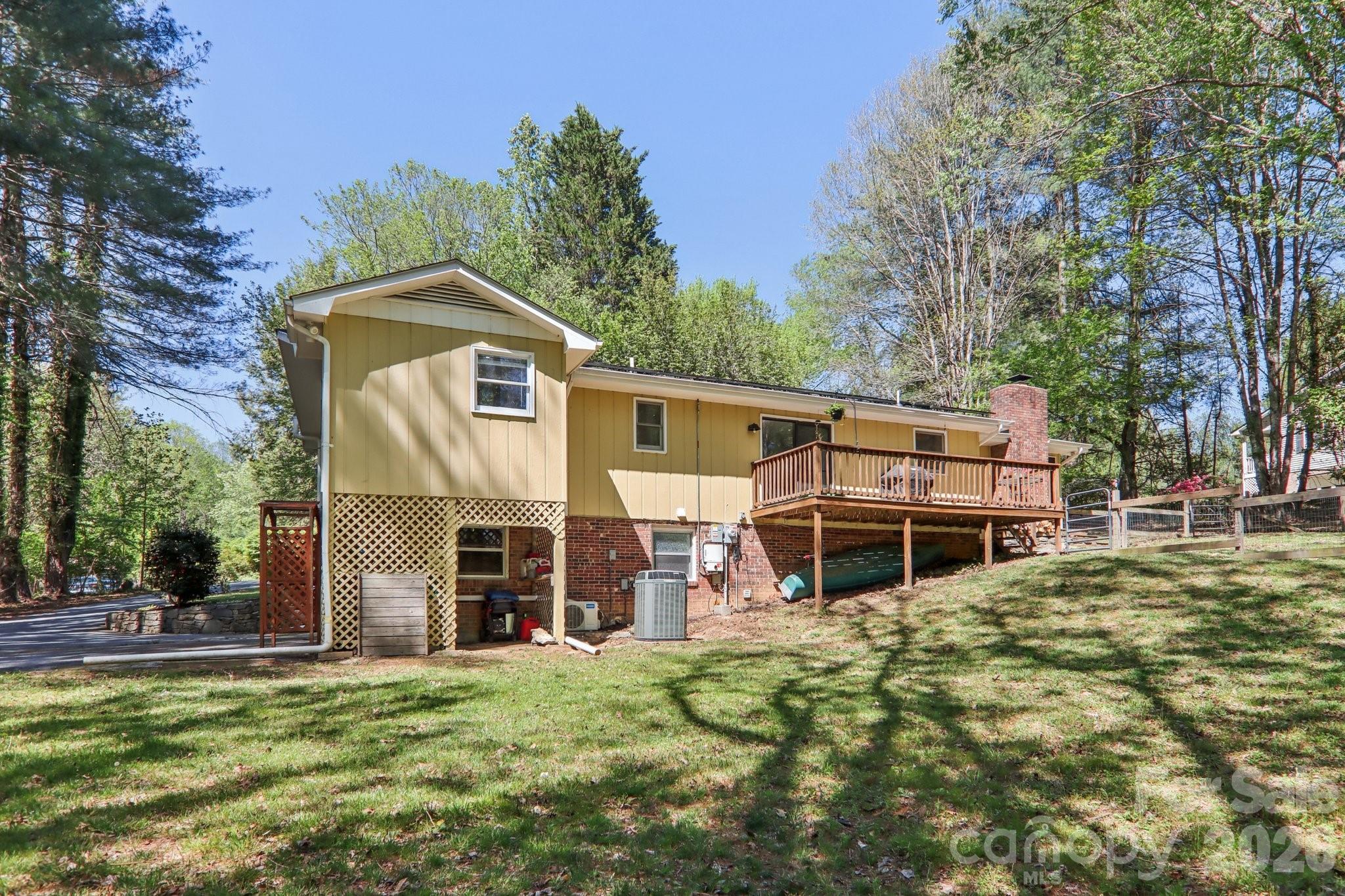 45 Crosswick Lane Hendersonville NC 28739