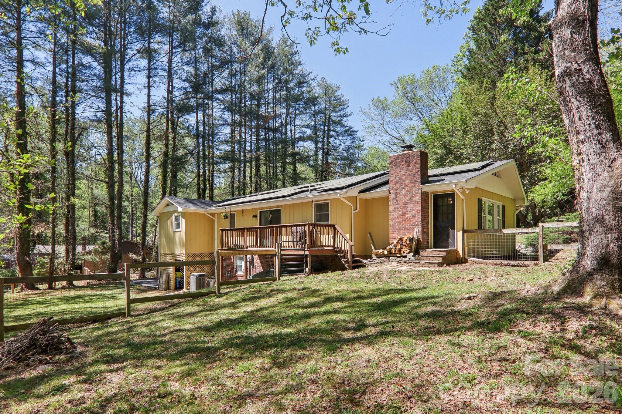 45 Crosswick Lane Hendersonville NC 28739