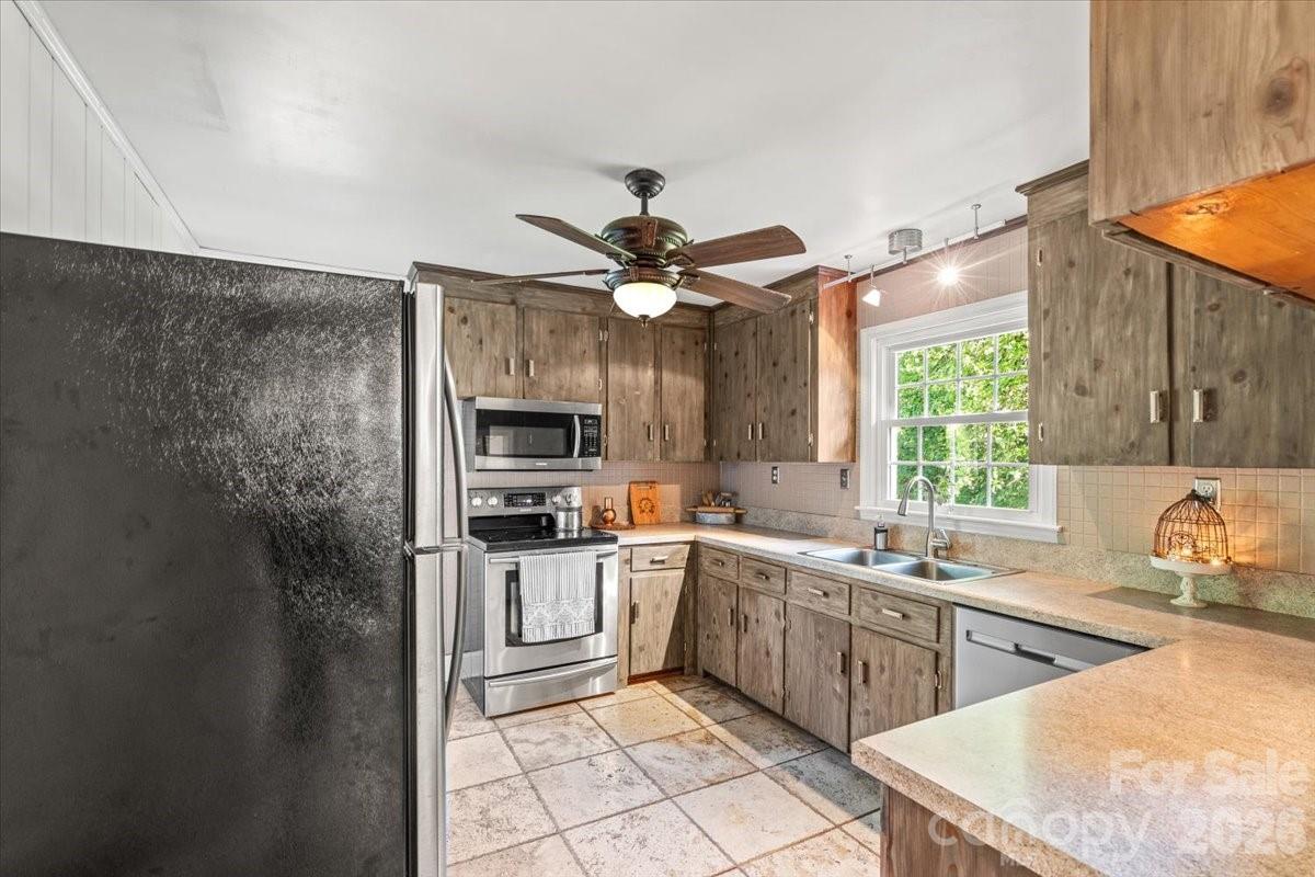 1745 Wensley Drive Charlotte NC 28210
