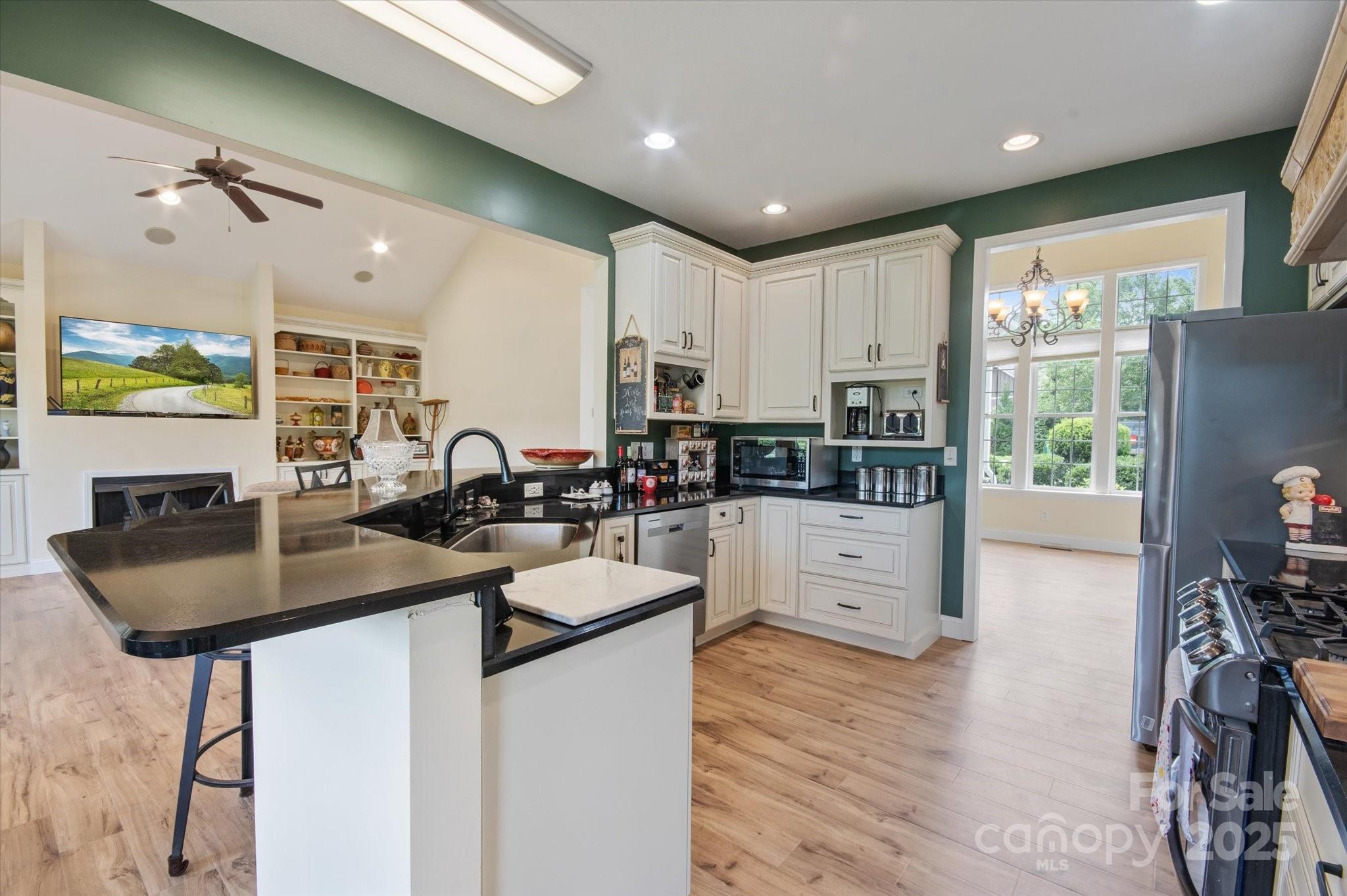 30 Linn Garden Lane Swannanoa NC 28778