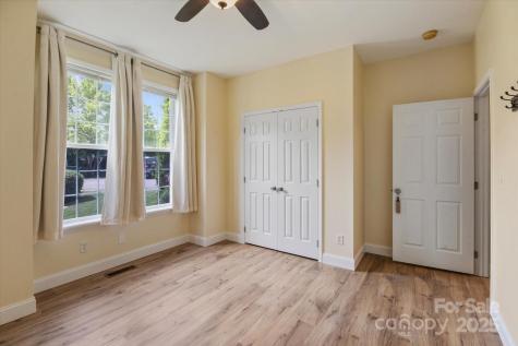 30 Linn Garden Lane Swannanoa NC 28778