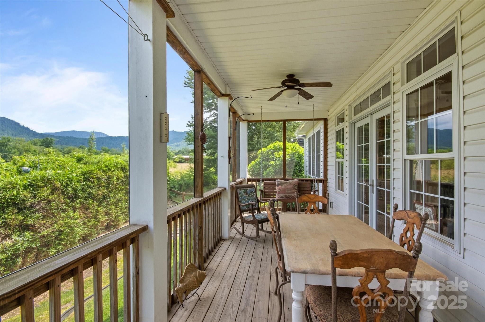 30 Linn Garden Lane Swannanoa NC 28778