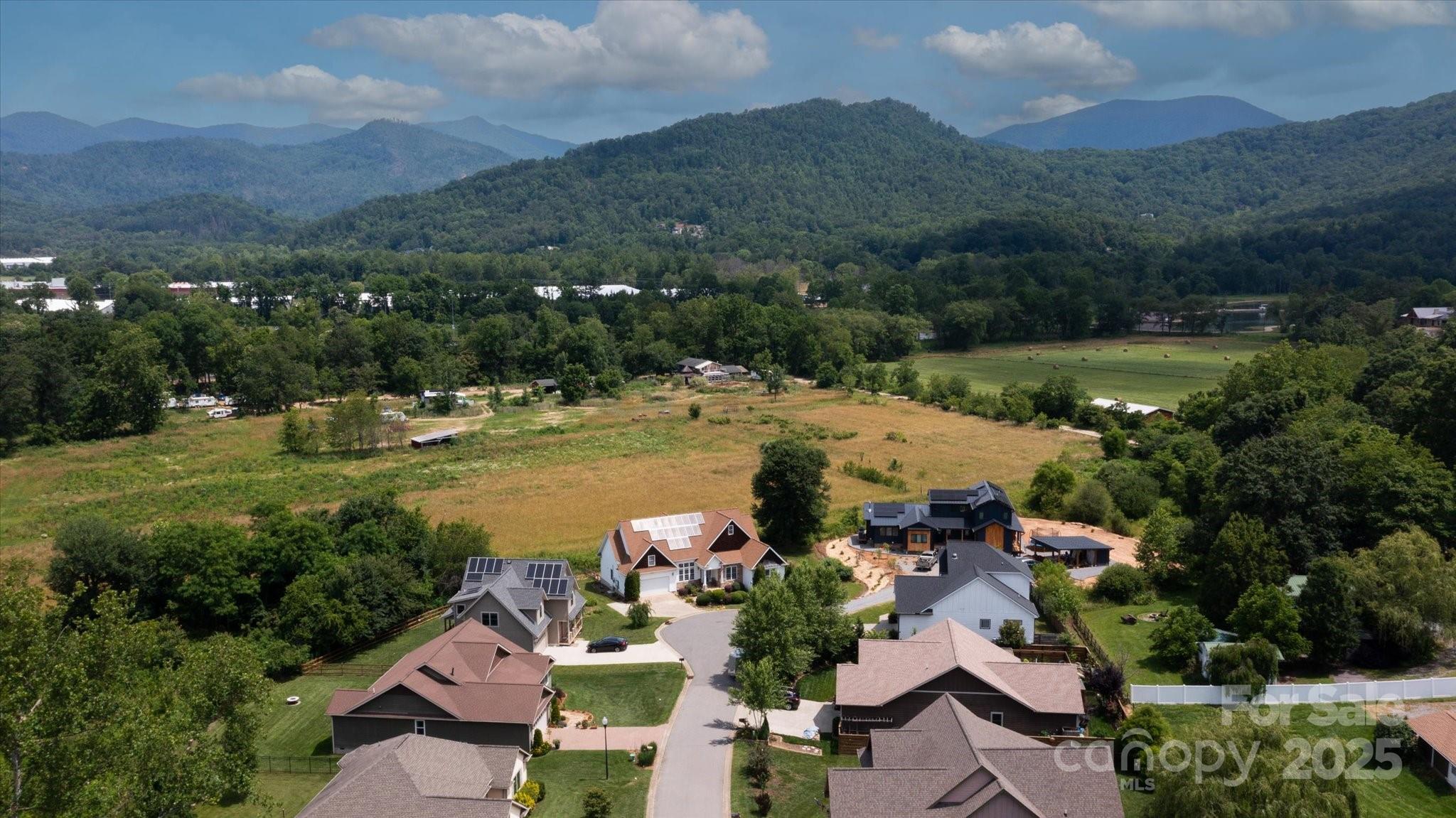 30 Linn Garden Lane Swannanoa NC 28778