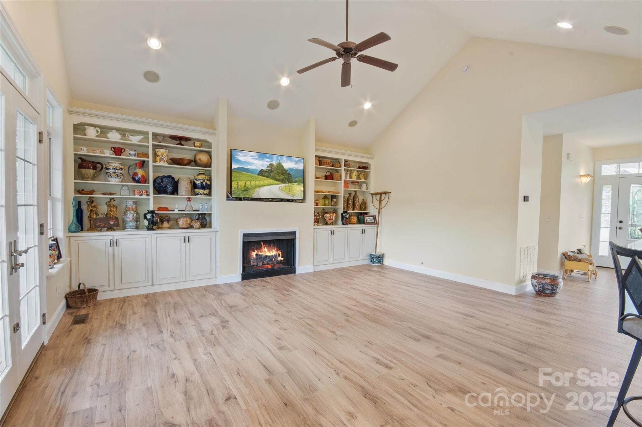 30 Linn Garden Lane Swannanoa NC 28778
