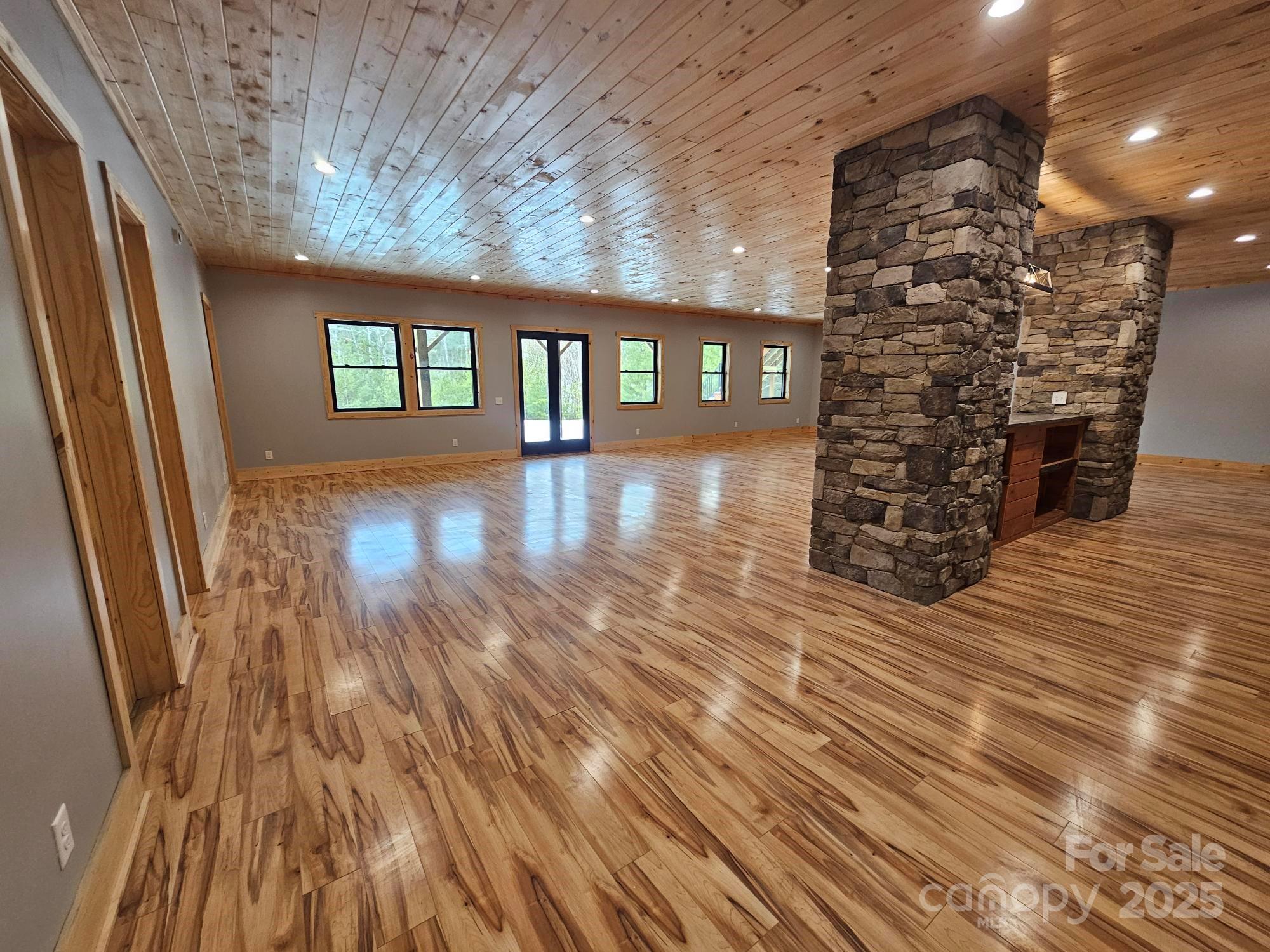 1076 Table View Drive Morganton NC 28655