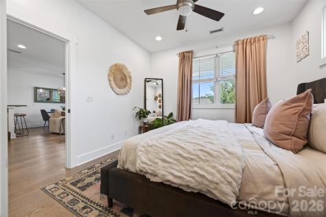 62 Dillingham Road Asheville NC 28805
