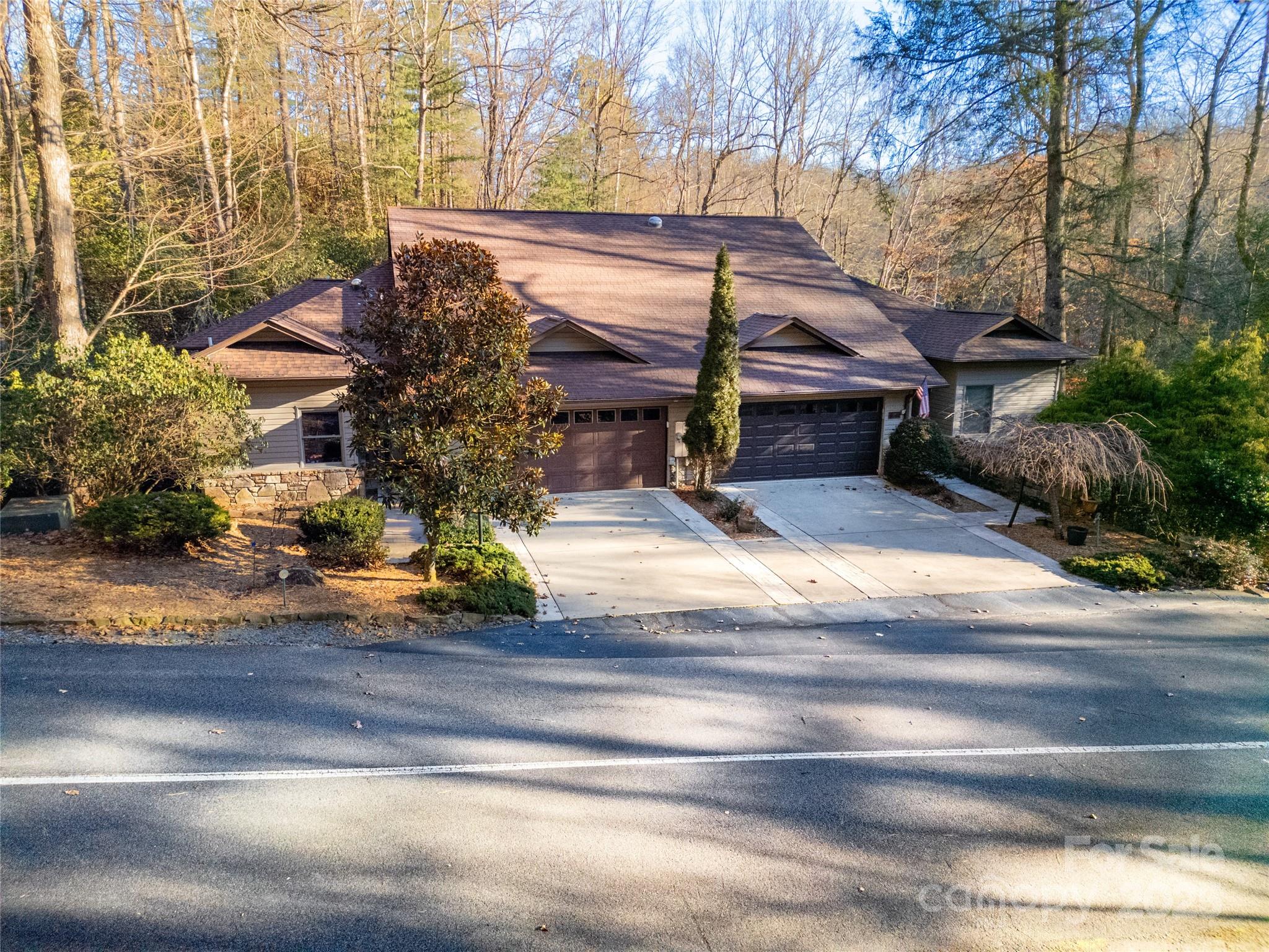 4 Unoga Court Brevard NC 28712