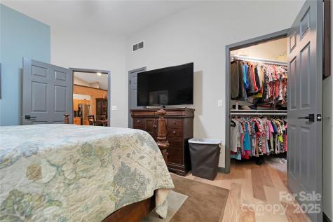 4 Unoga Court Brevard NC 28712