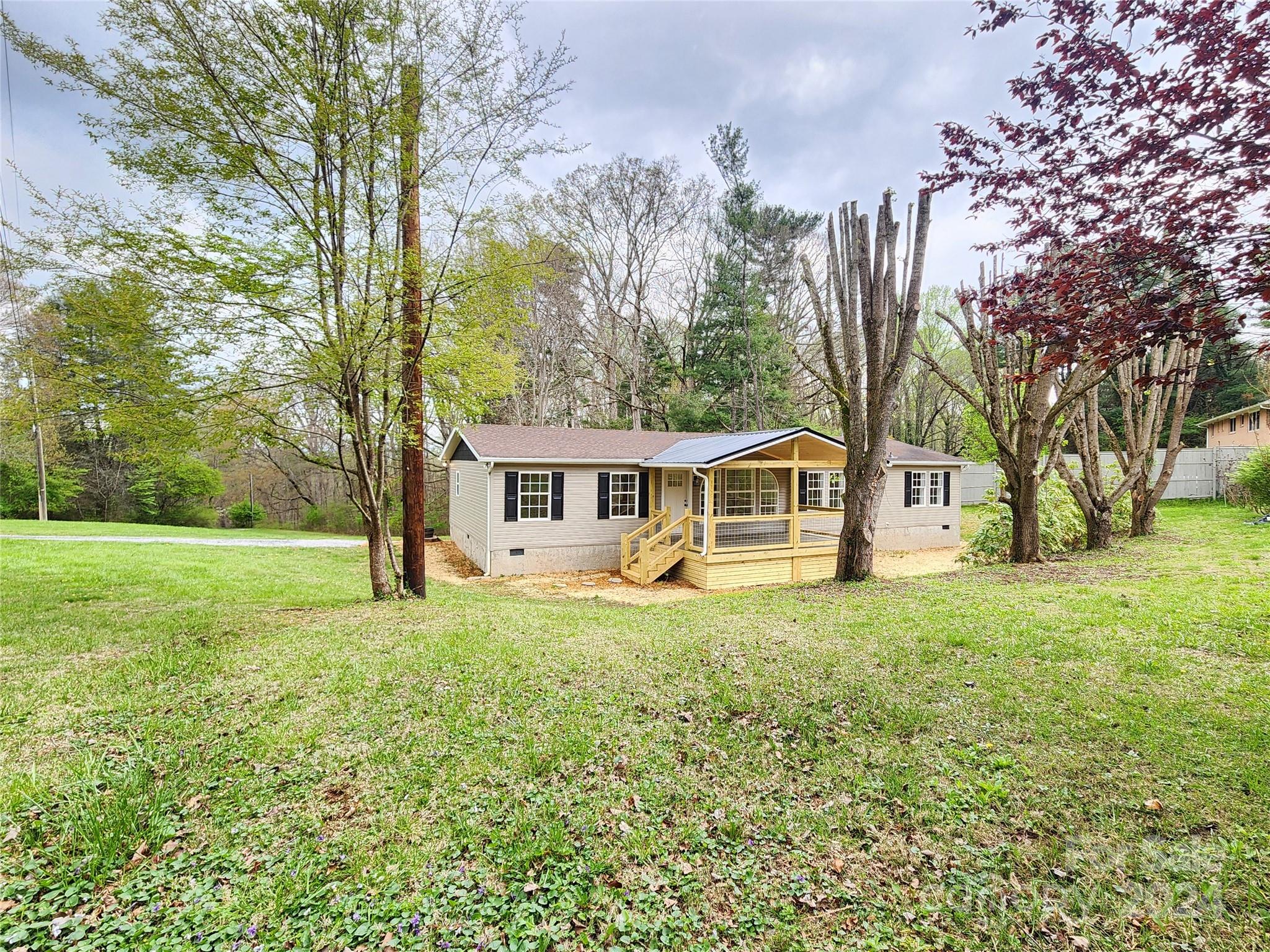 6 Murray Lane Asheville NC 28806