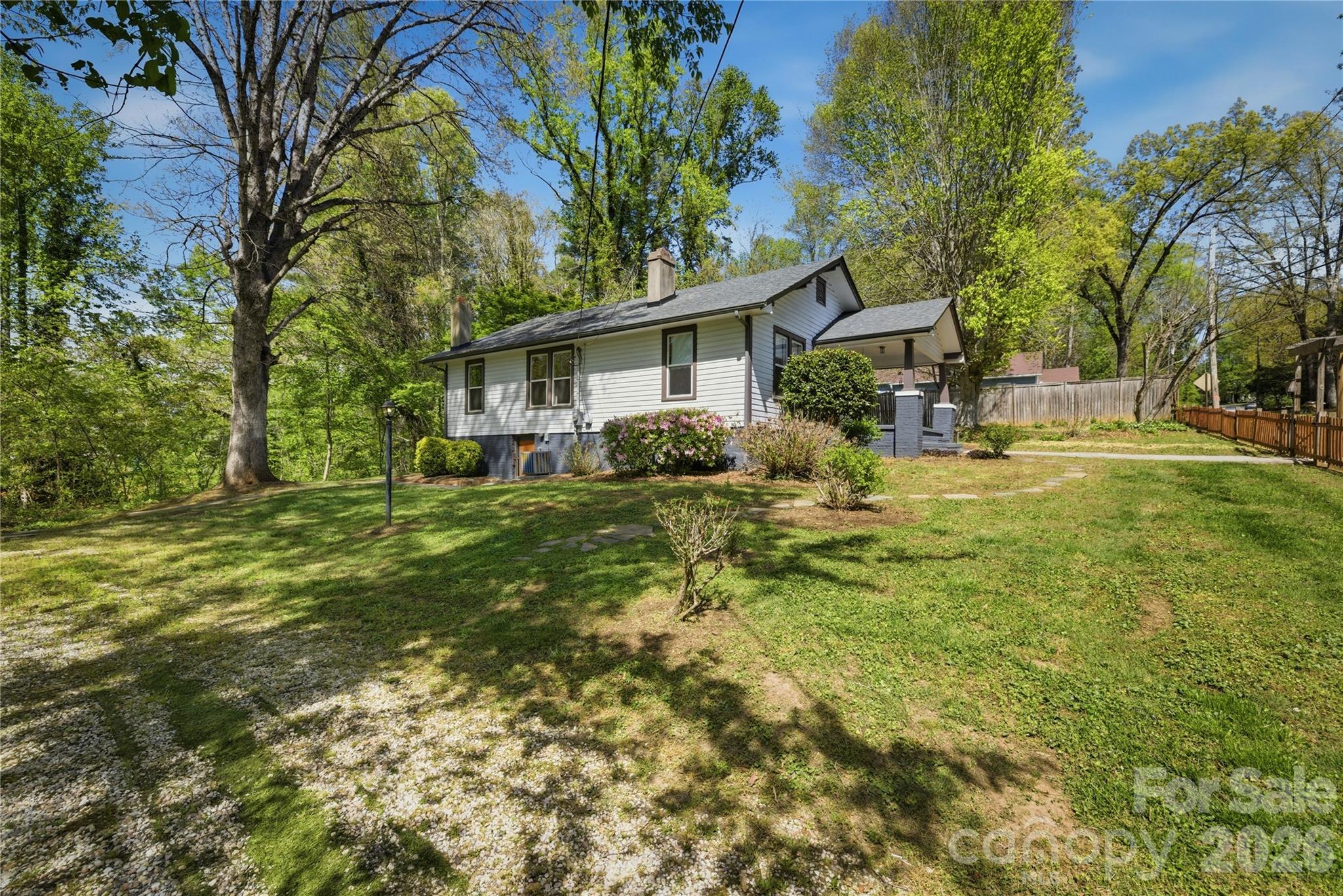 512 Alexander Avenue Morganton NC 28655