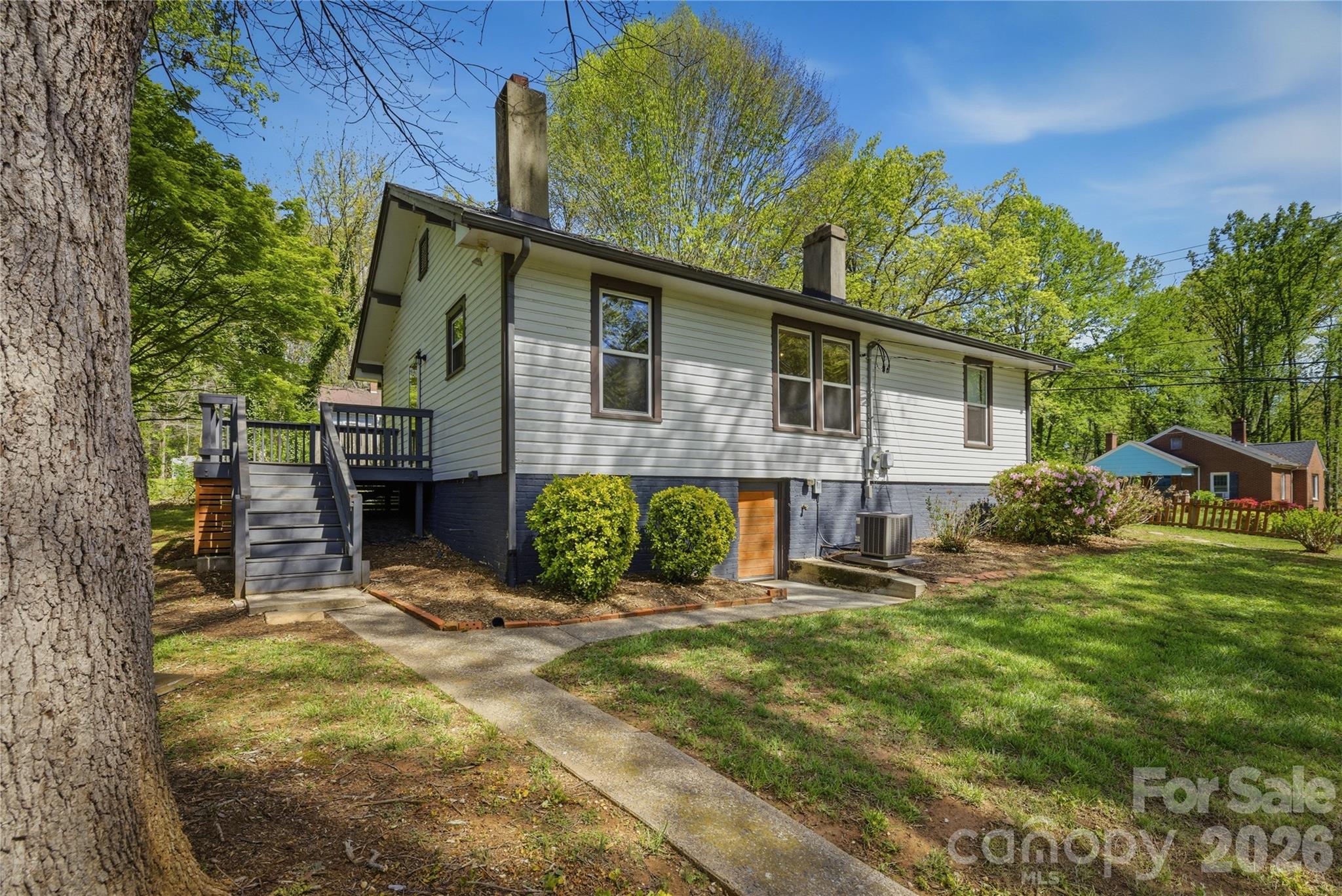 512 Alexander Avenue Morganton NC 28655
