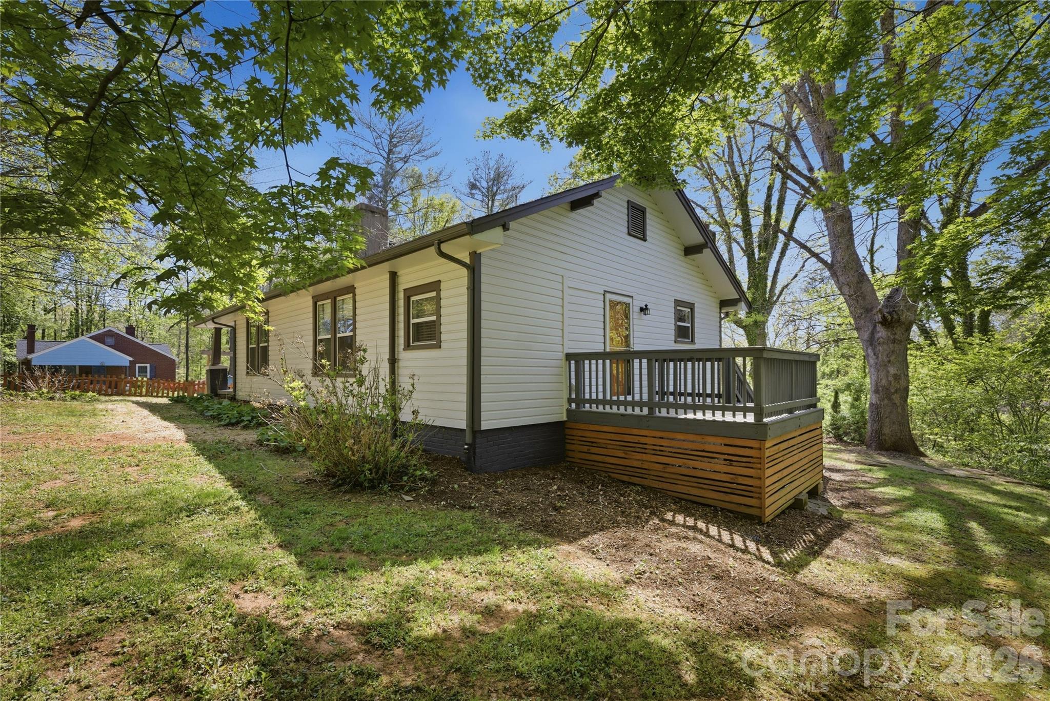 512 Alexander Avenue Morganton NC 28655
