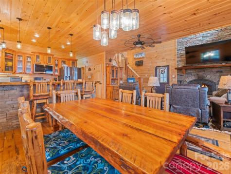 693 High Splendor Road Robbinsville NC 28771