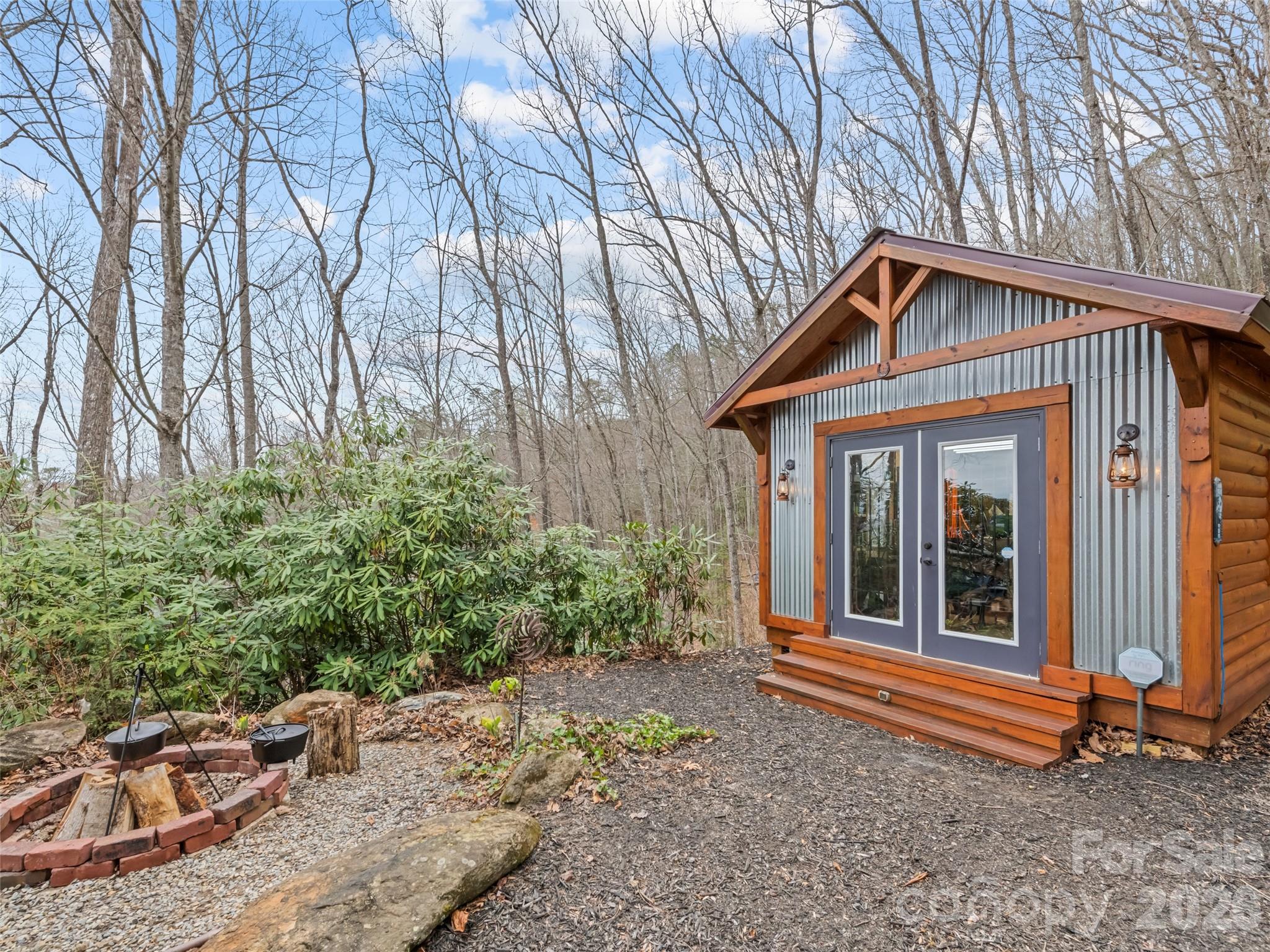 693 High Splendor Road Robbinsville NC 28771