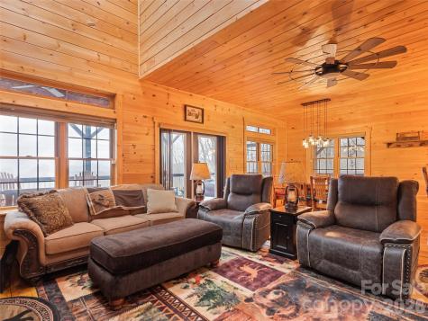 693 High Splendor Road Robbinsville NC 28771