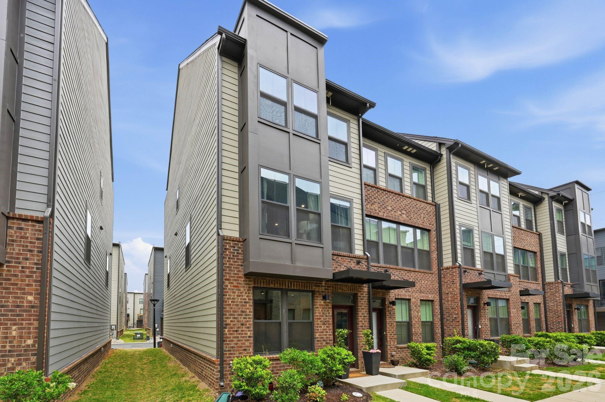 3019 Terroir Lane Charlotte NC 28217