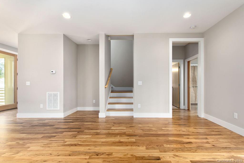 8 Mauricet Lane Asheville NC 28806