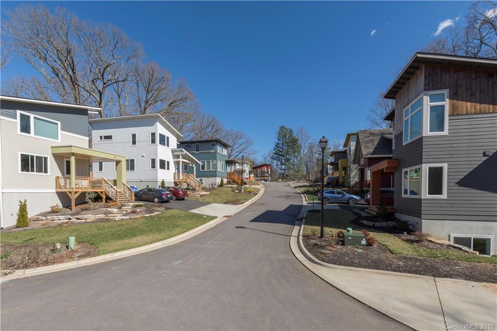 8 Mauricet Lane Asheville NC 28806