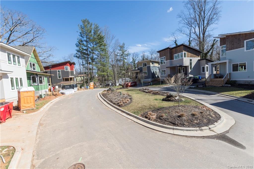 8 Mauricet Lane Asheville NC 28806