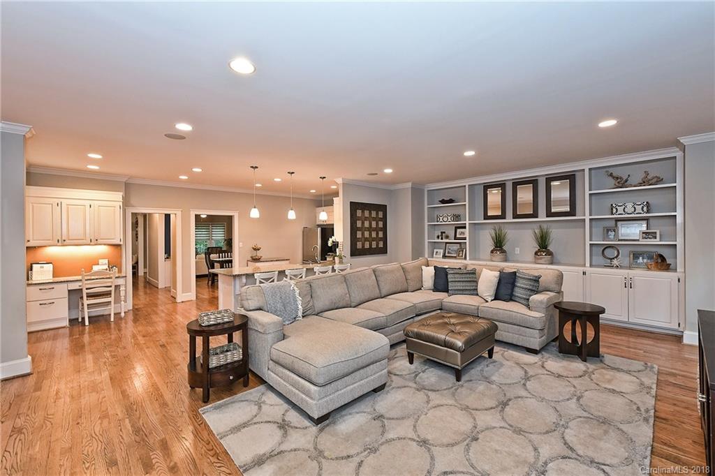 531 Dilworth Mews Court Charlotte NC 28203