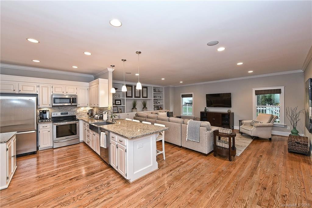 531 Dilworth Mews Court Charlotte NC 28203