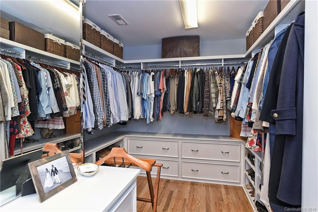 531 Dilworth Mews Court Charlotte NC 28203