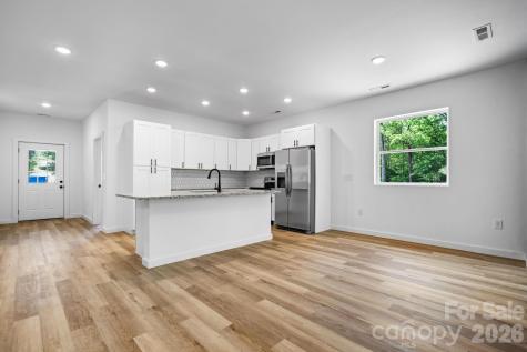 41 Tennyson Drive Taylorsville NC 28681