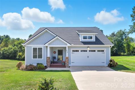 376 Windy Acres Knoll Drive Hendersonville NC 28792