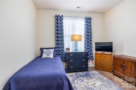 376 Windy Acres Knoll Drive Hendersonville NC 28792