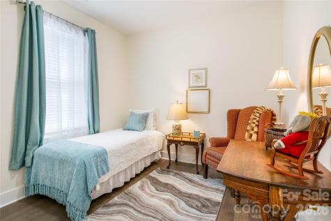 376 Windy Acres Knoll Drive Hendersonville NC 28792